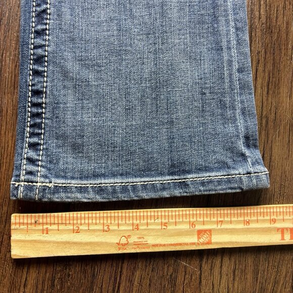 MISS ME BootJeans Rhinestone White Cross Distressed Medium Wash Size 26 - Picture 11 of 12